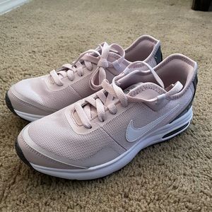 Brand New Air Max LB